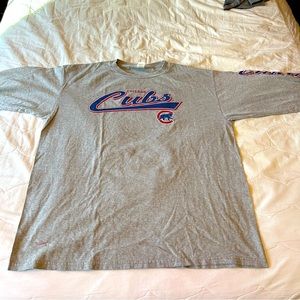 Chicago Cubs baseball tee shirt,  XL excellent condition t-shirt long sleeve